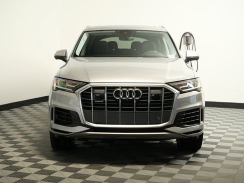 Used 2022 Audi Q7 3.0T Premium Plus image 2