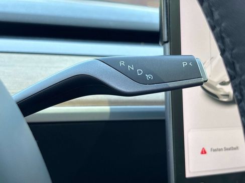 Used 2021 Tesla Model Y Performance AWD/4WD image 29