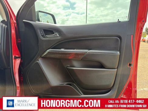 Used 2016 GMC Canyon SLE w/ SLE Convenience Package image 24