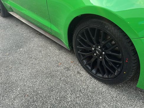 Used 2019 Ford Mustang GT w/ GT Performance Package image 25