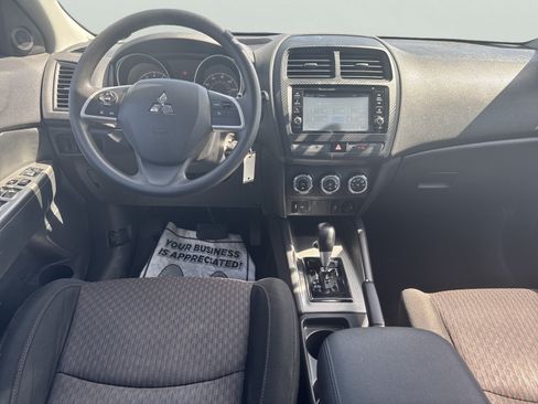 Used 2018 Mitsubishi Outlander Sport ES AWD/4WD image 18