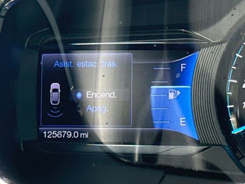 Used 2013 Ford Taurus SHO image 30