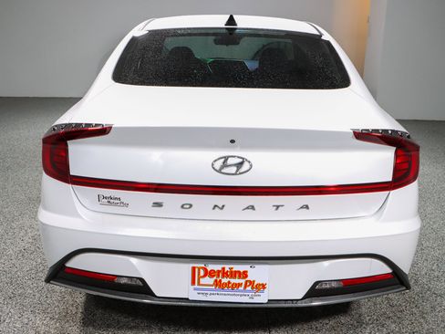 Used 2023 Hyundai Sonata SE FWD image 8