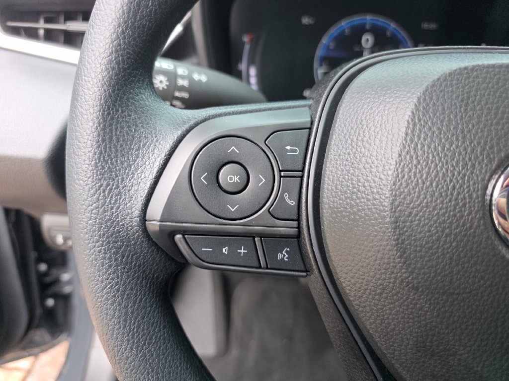 Used 2026 Toyota Corolla LE FWD image 29