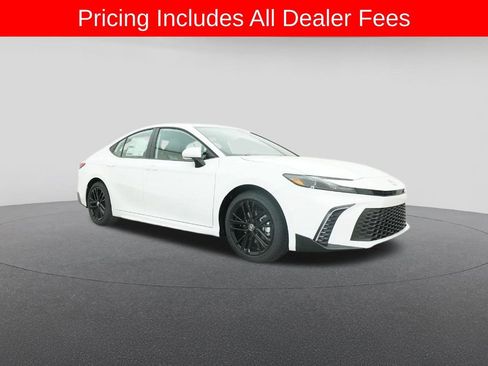 New 2026 Toyota Camry SE FWD image 29