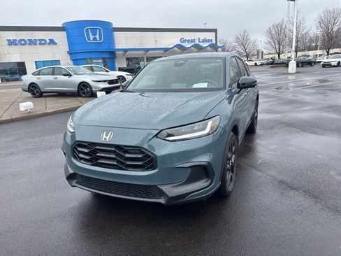 Used 2024 Honda HR-V Sport image 2