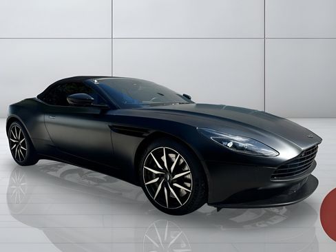 Used 2020 Aston Martin DB11 Volante RWD image 8