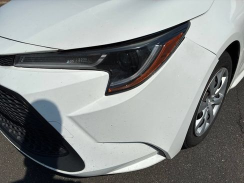 Used 2020 Toyota Corolla LE FWD image 11