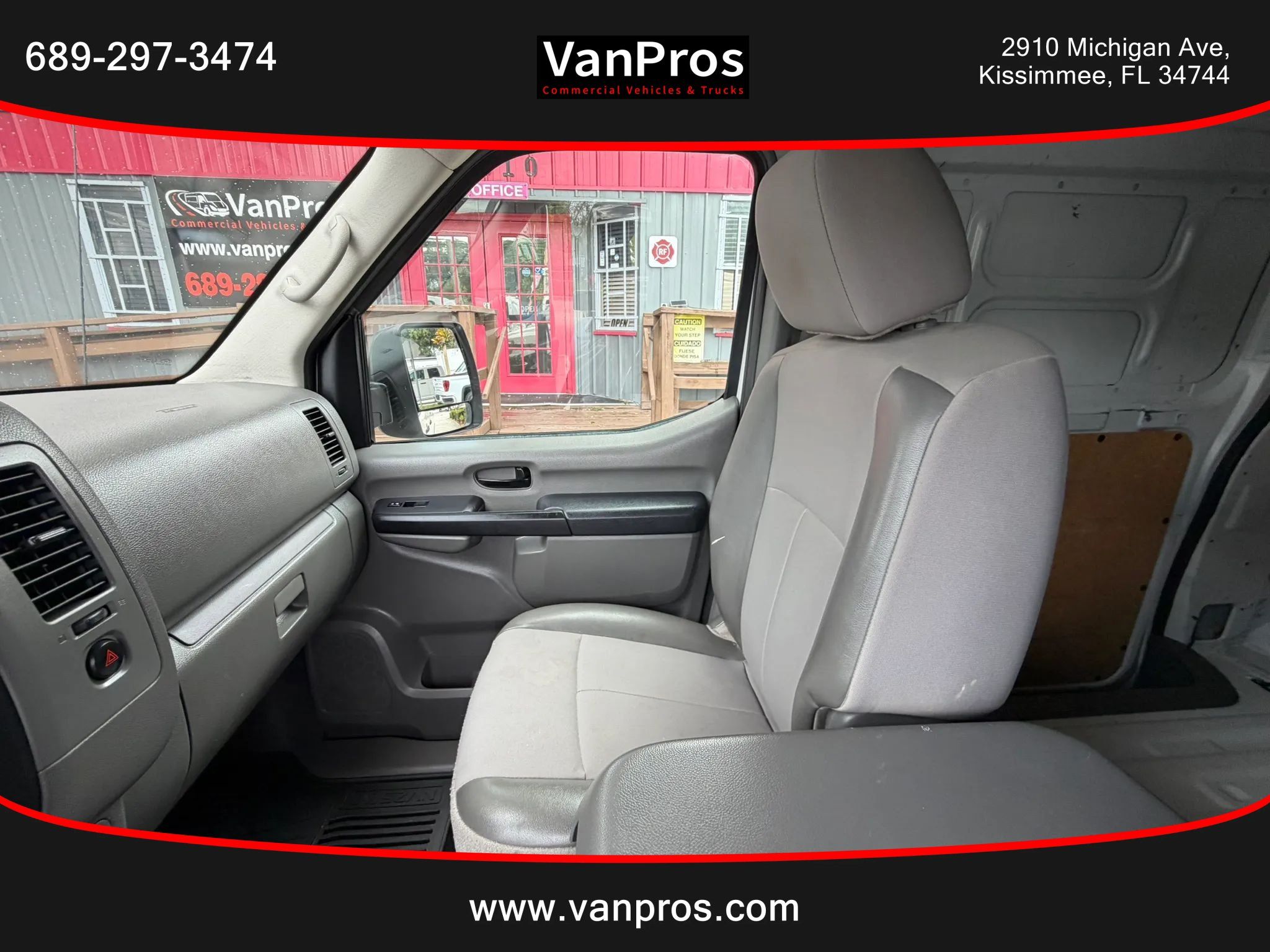 Used 2018 Nissan NV 2500 SV w/ Navigation Package RWD image 11