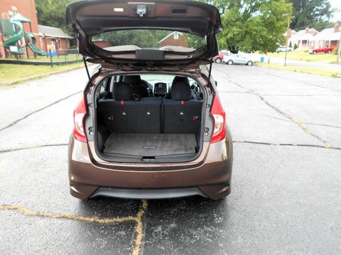 Used 2017 Nissan Versa Note SR w/ SR Tech Package FWD image 19