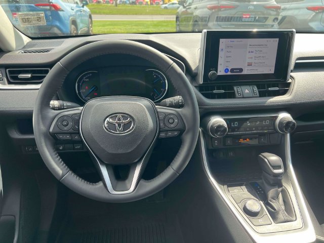 Certified 2025 Toyota RAV4 XLE Premium w/ Weather Package AWD/4WD image 32