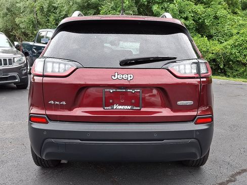 Certified 2020 Jeep Cherokee Latitude Plus w/ Cold Weather Group AWD/4WD image 5