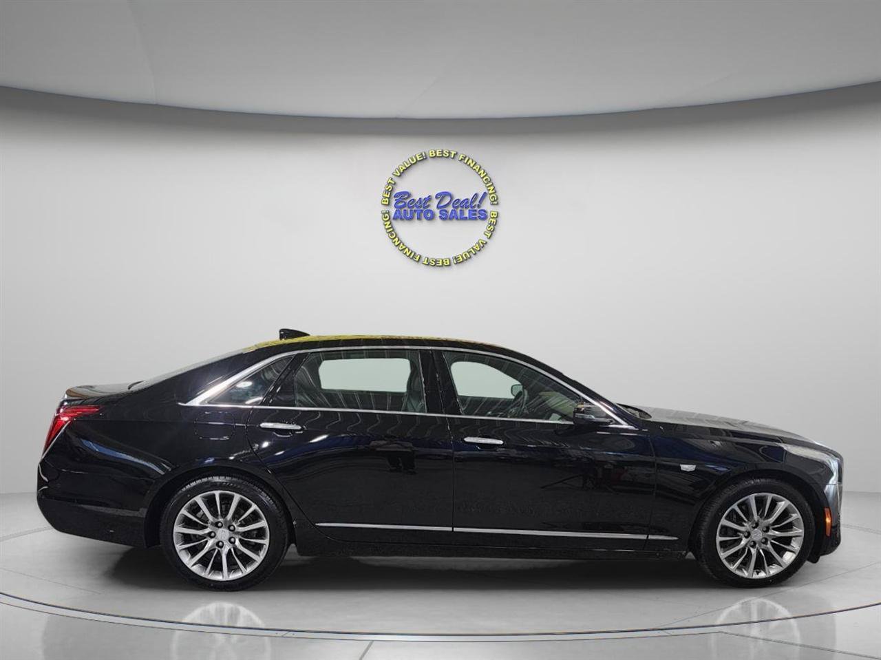 Used 2018 Cadillac CT6 Luxury AWD/4WD image 7