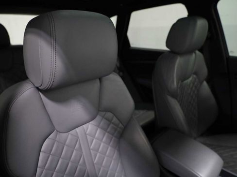 Used 2023 Audi SQ5 Premium Plus w/ Premium Plus Package image 20