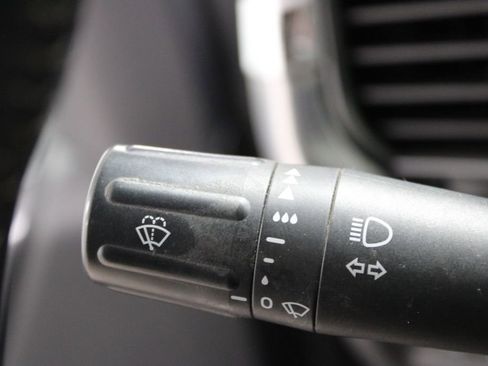 Used 2021 Ford F150 Lariat image 44