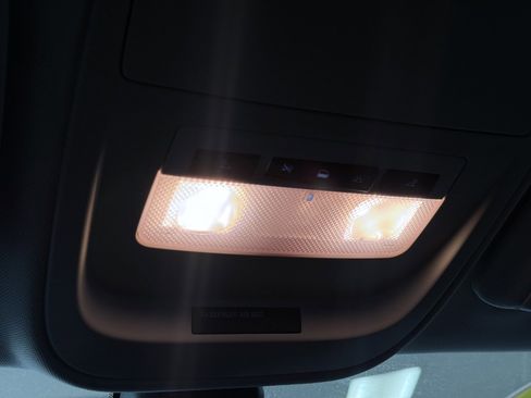 Used 2019 Chevrolet Colorado Z71 image 47