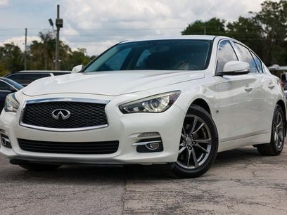 Used 2017 INFINITI Q50 Signature Edition w/ All Weather Package (L93)