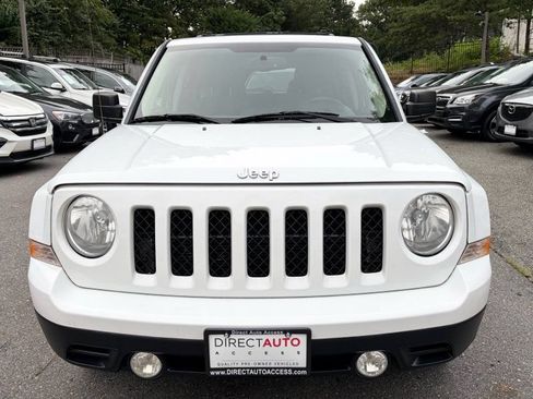 Used 2014 Jeep Patriot Latitude w/ Sun/Sound Group AWD/4WD image 2
