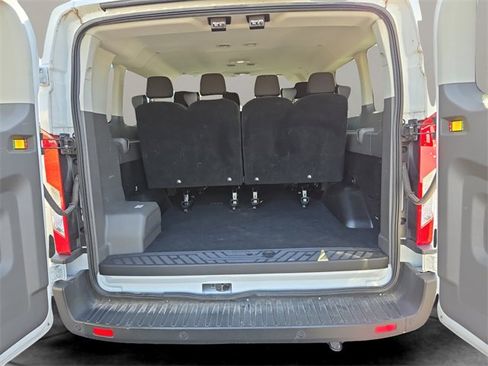 Used 2023 Ford Transit 350 XLT image 28