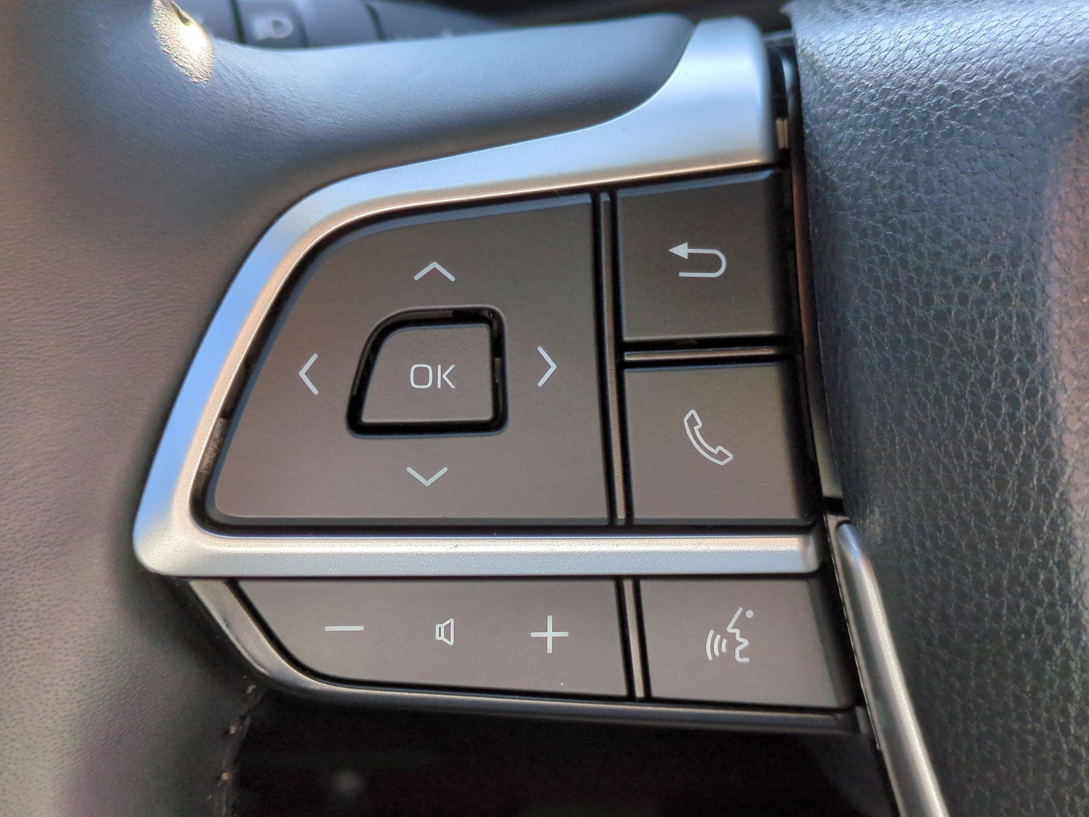 Used 2025 Toyota Grand Highlander FWD image 14