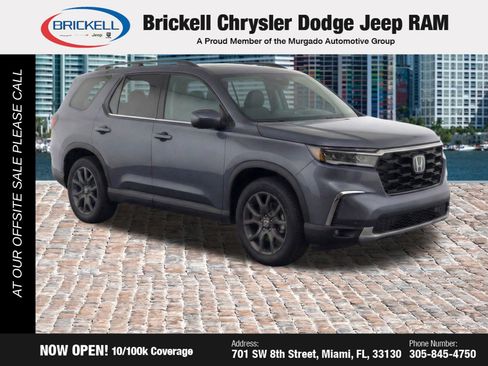 Used 2024 Honda Pilot Touring image 2