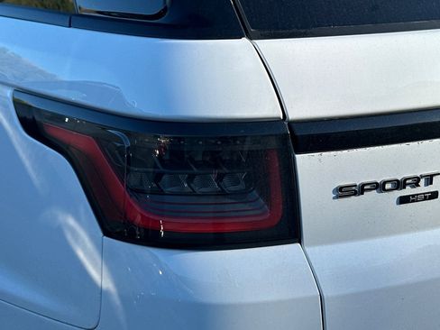 Used 2021 Land Rover Range Rover Sport HST image 9