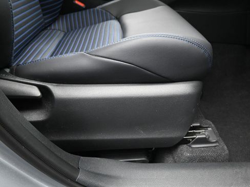 Used 2025 Toyota Corolla Cross AWD Hybrid w/ Convenience Package image 15