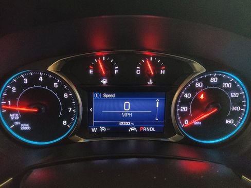 Used 2020 Chevrolet Equinox LT FWD image 23