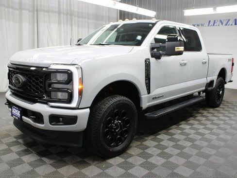Used 2025 Ford F350 Lariat w/ Black Appearance Package image 6