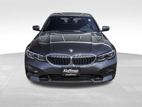 Used 2019 BMW 330i xDrive Sedan w/ Premium Package AWD/4WD image 2