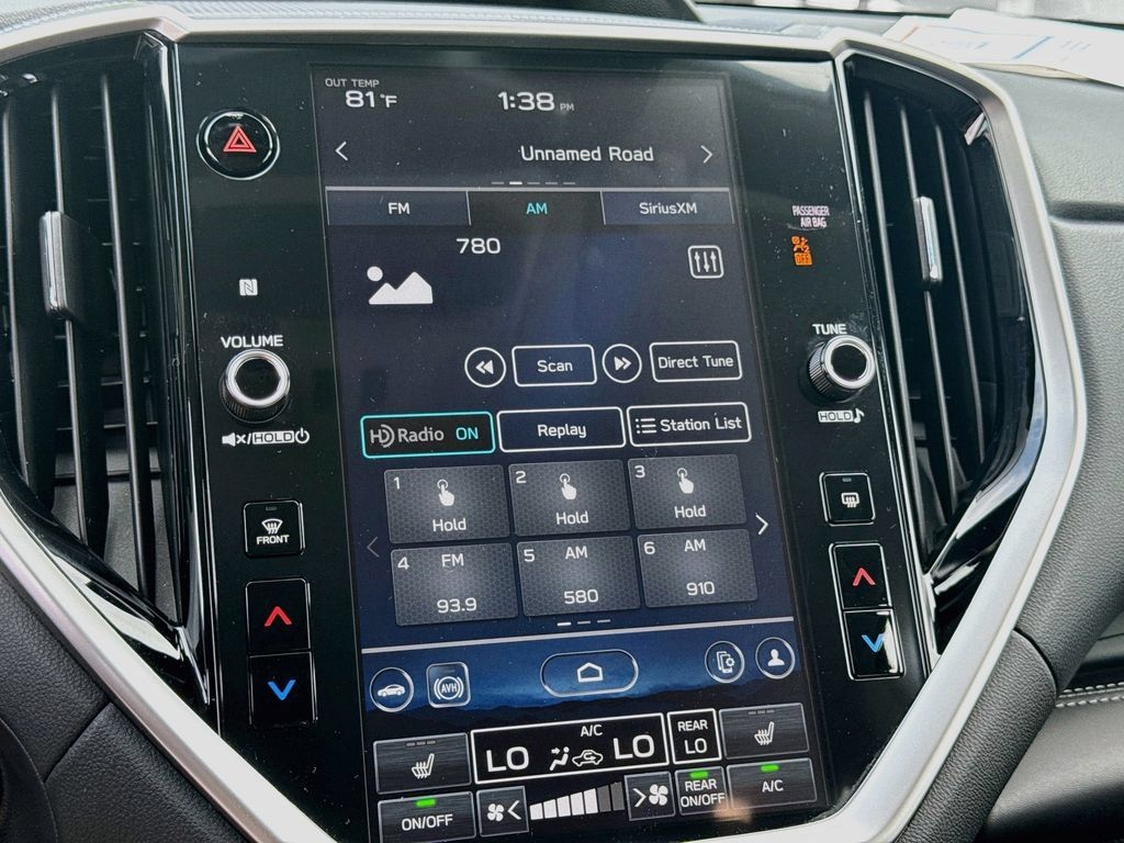 Used 2025 Subaru Ascent Limited AWD/4WD image 17