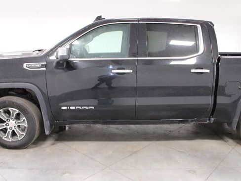 Used 2024 GMC Sierra 1500 SLT image 6