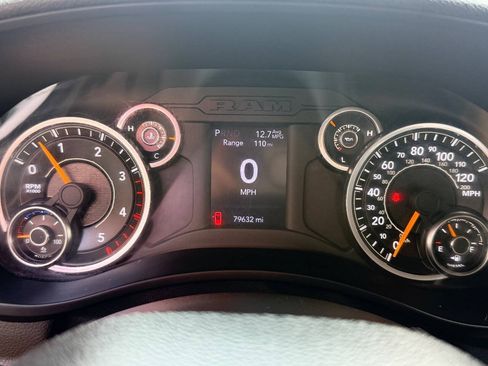 Used 2021 RAM 3500 Big Horn AWD/4WD image 26