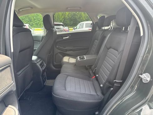 Used 2022 Ford Edge SE AWD/4WD image 10