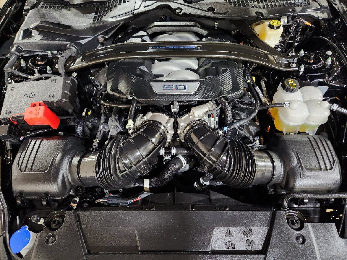 Used 2025 Ford Mustang Dark Horse RWD image 52