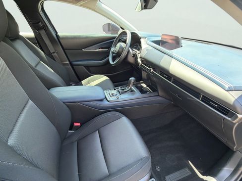 Used 2020 MAZDA CX-30 FWD image 17