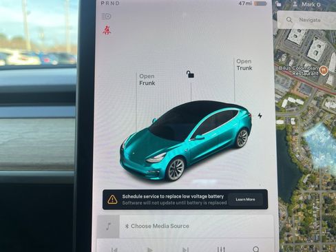 Used 2018 Tesla Model 3 Long Range image 15