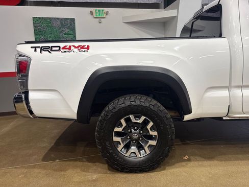 Used 2023 Toyota Tacoma TRD Off-Road AWD/4WD image 42