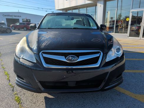 Used 2012 Subaru Legacy 2.5i Premium AWD/4WD image 2