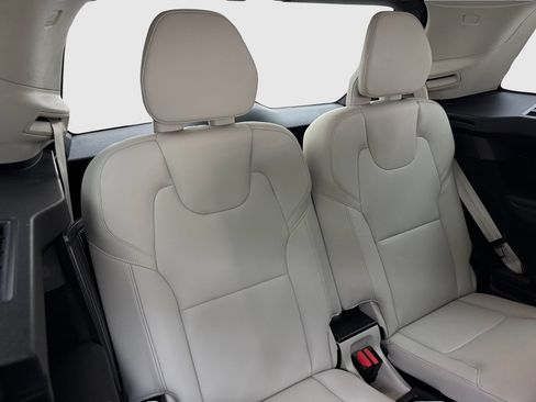 Used 2017 Volvo XC90 T6 Momentum w/ Vision Package AWD/4WD image 49