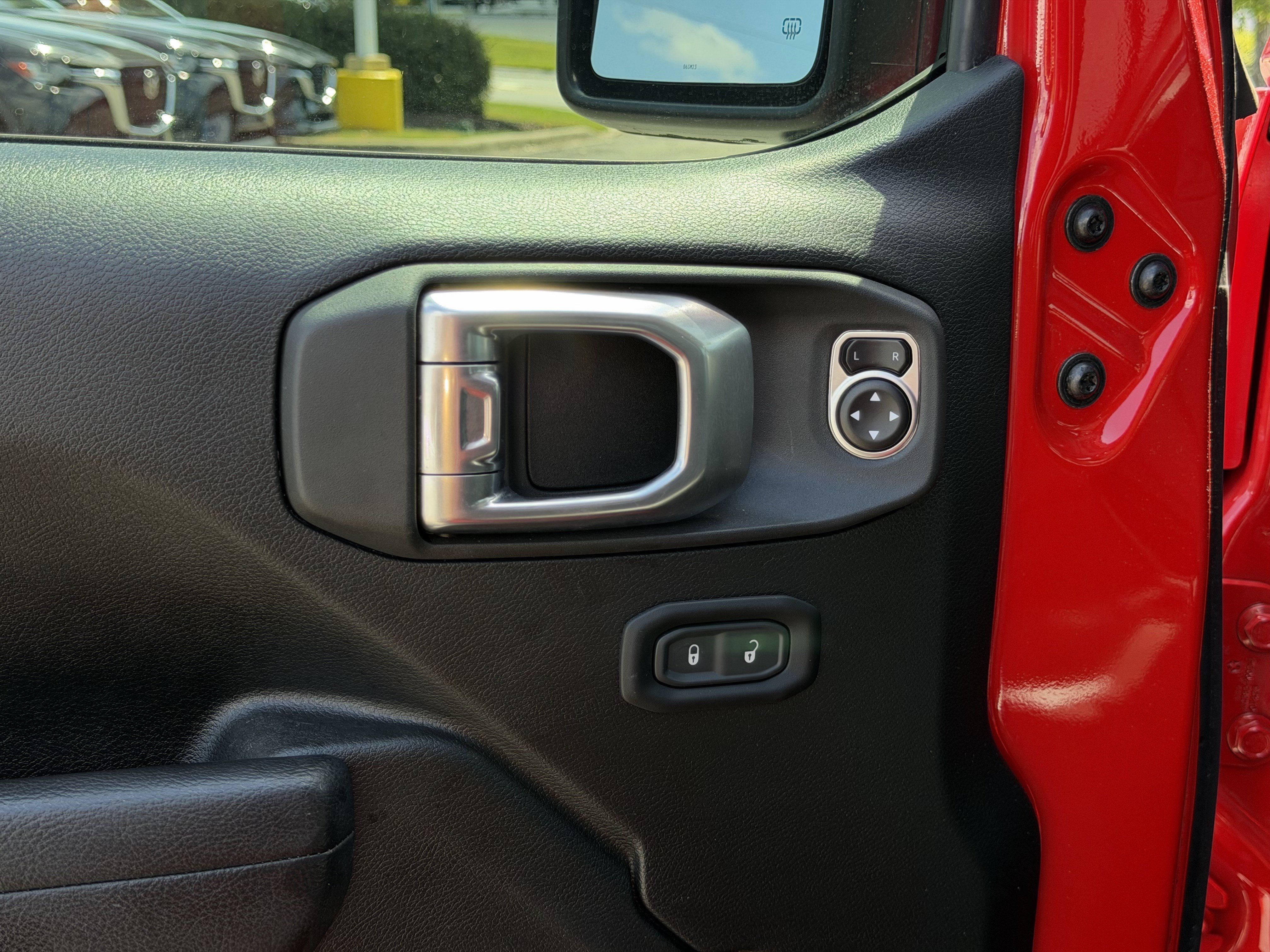 Used 2024 Jeep Wrangler Unlimited Sport AWD/4WD image 15
