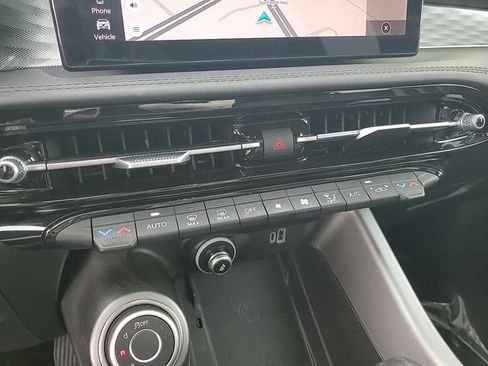 Used 2024 Alfa Romeo Tonale Ti w/ Premium Interior Package image 22