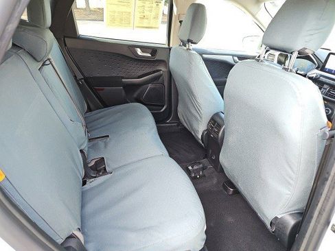 Used 2020 Ford Escape SE Sport image 16