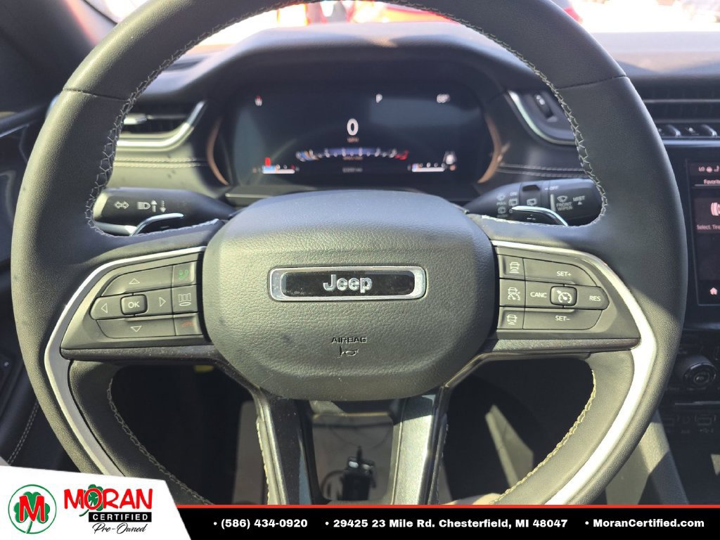 Used 2023 Jeep Grand Cherokee L Laredo AWD/4WD image 11