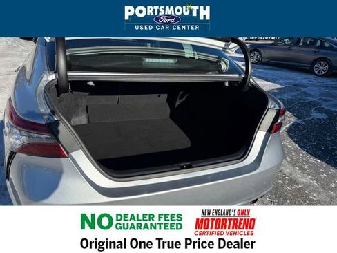 Used 2024 Toyota Camry LE image 12