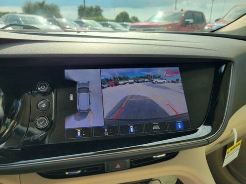 Used 2021 Buick Envision Avenir image 23