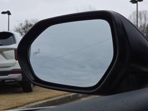 Used 2024 Toyota Camry XLE image 20