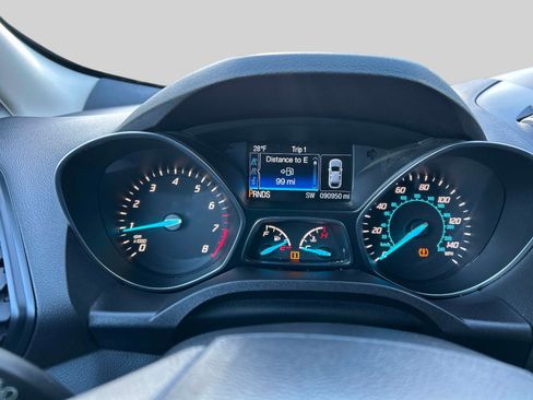 Used 2016 Ford Escape SE w/ Equipment Group 201A image 24