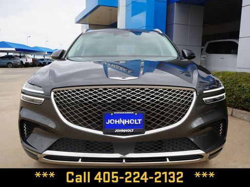 Used 2025 Genesis GV70 2.5T AWD/4WD image 3