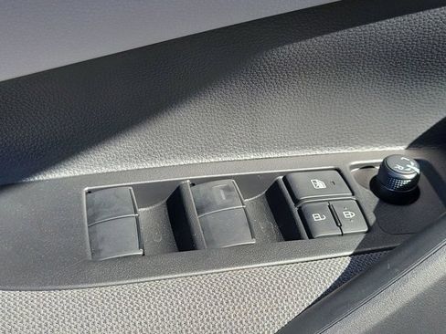 Used 2026 Toyota Corolla LE image 29